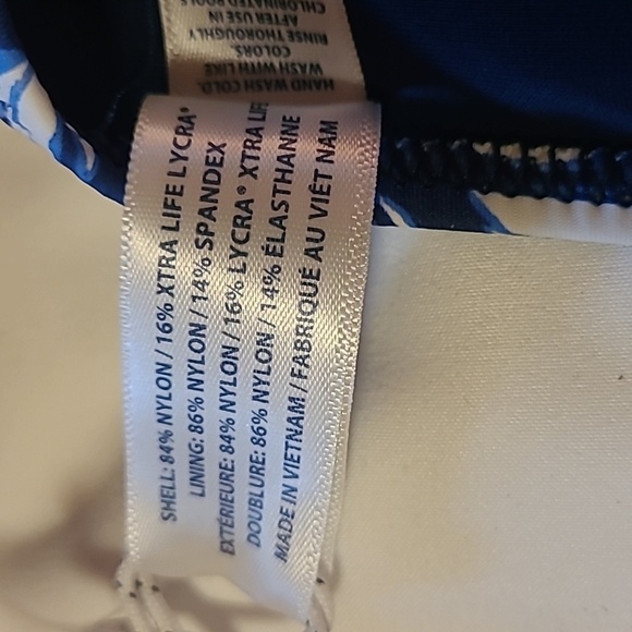 NWT* Vinyard Vines* Strapless One Piece* Removable Straps* Blue Print* Sz XS - Picture 8 of 8